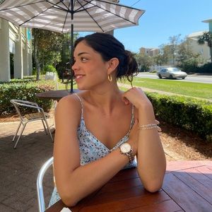 Meet your Posher, Rebecca